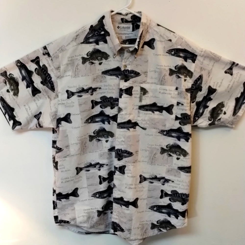 Columbia Sportswear Button Down Fish Shirt size L